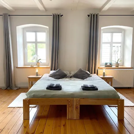 Nyaraló Dompodkasztanem